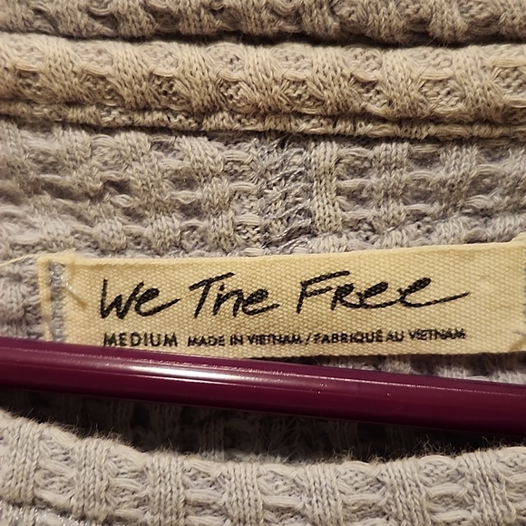 2 Tops Free People Waffle Henleys Size M - Picture 3 of 13